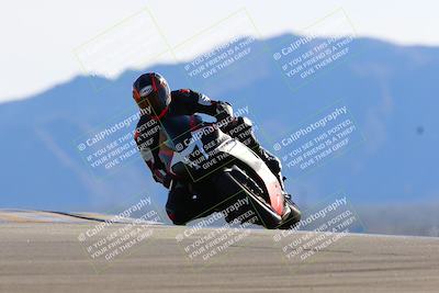 media/Jan-08-2022-SoCal Trackdays (Sat) [[1ec2777125]]/Turn 9 (125pm)/